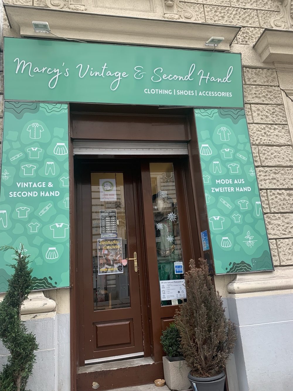 Ladeneingang in der Gußhausstraße